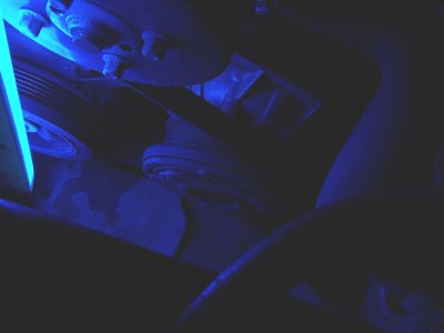Compressor in UV light